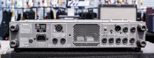 Ampeg - SVT3PRO - 450 Watt Bass Head 2